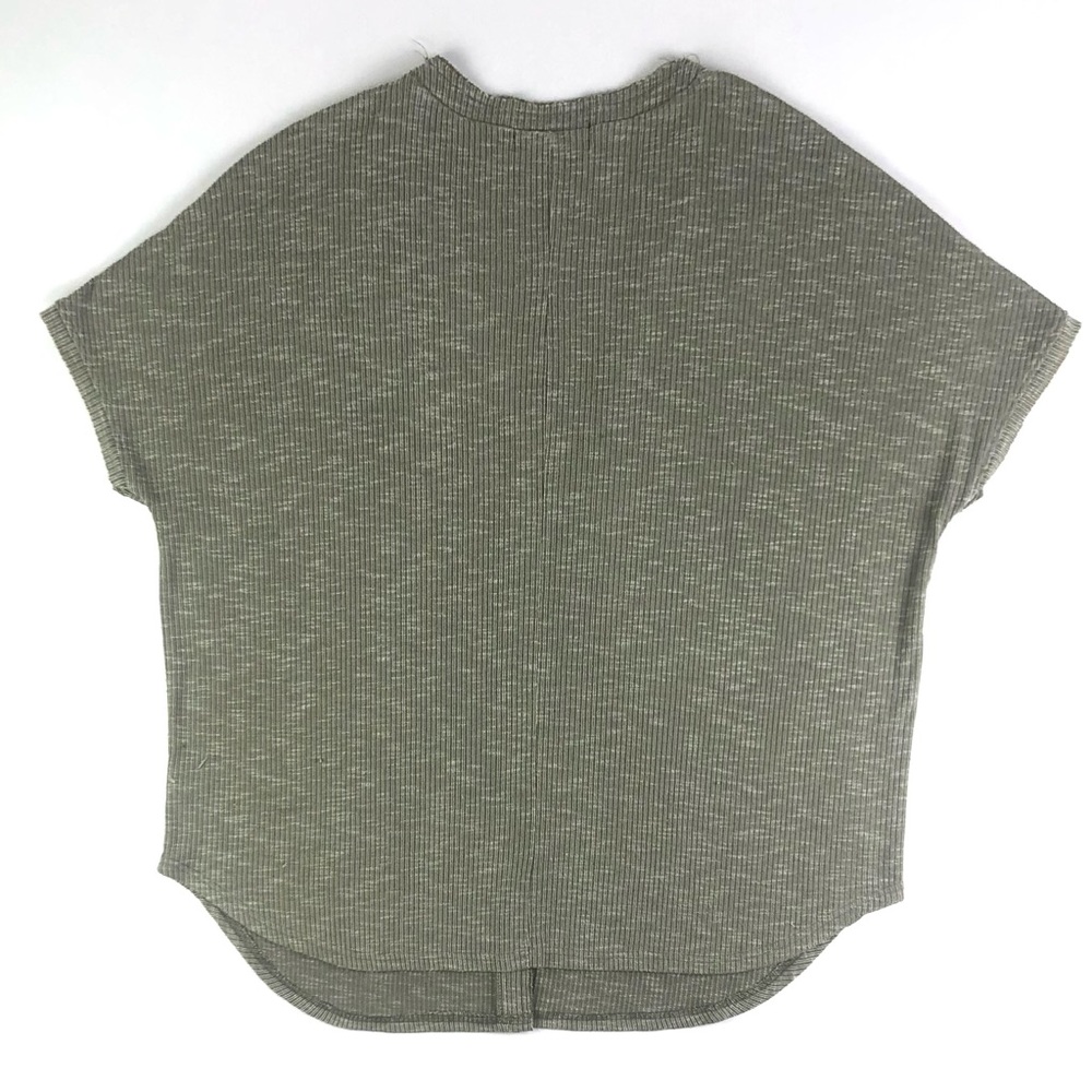 MOD Boutique Ribbed Front Tie Button Up Top - Picture 4 of 9